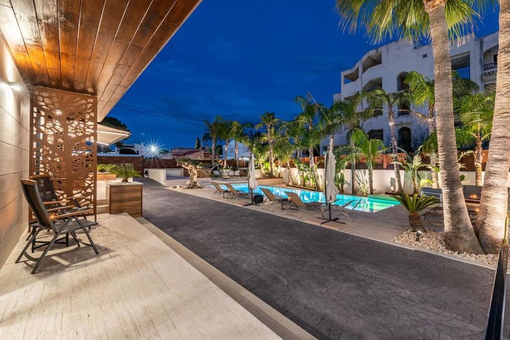 Luxury Casa Con Piscina, Wifi, 150M Dal Mare Apartman Miami Playa Kültér fotó