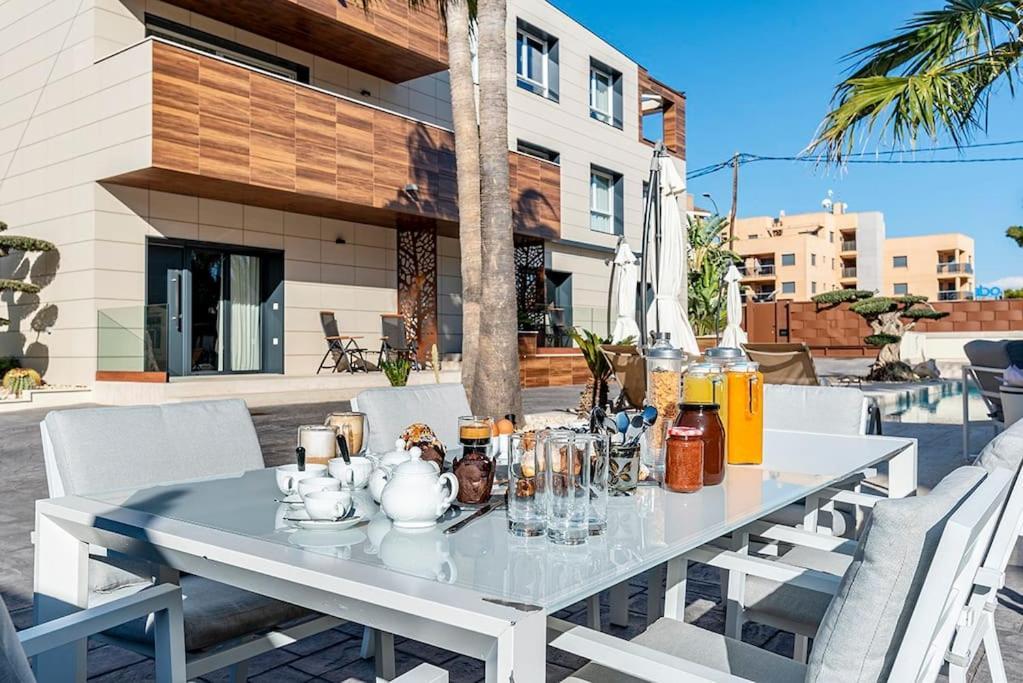 Luxury Casa Con Piscina, Wifi, 150M Dal Mare Apartman Miami Playa Kültér fotó